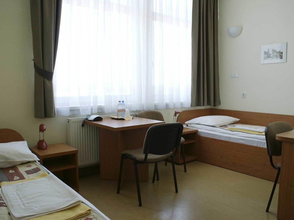 Bit Hotel Bielsko-Biała Szoba fotó